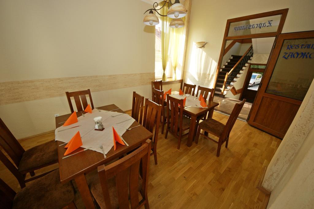 Hotel Zamkowy Slupsk Bagian luar foto